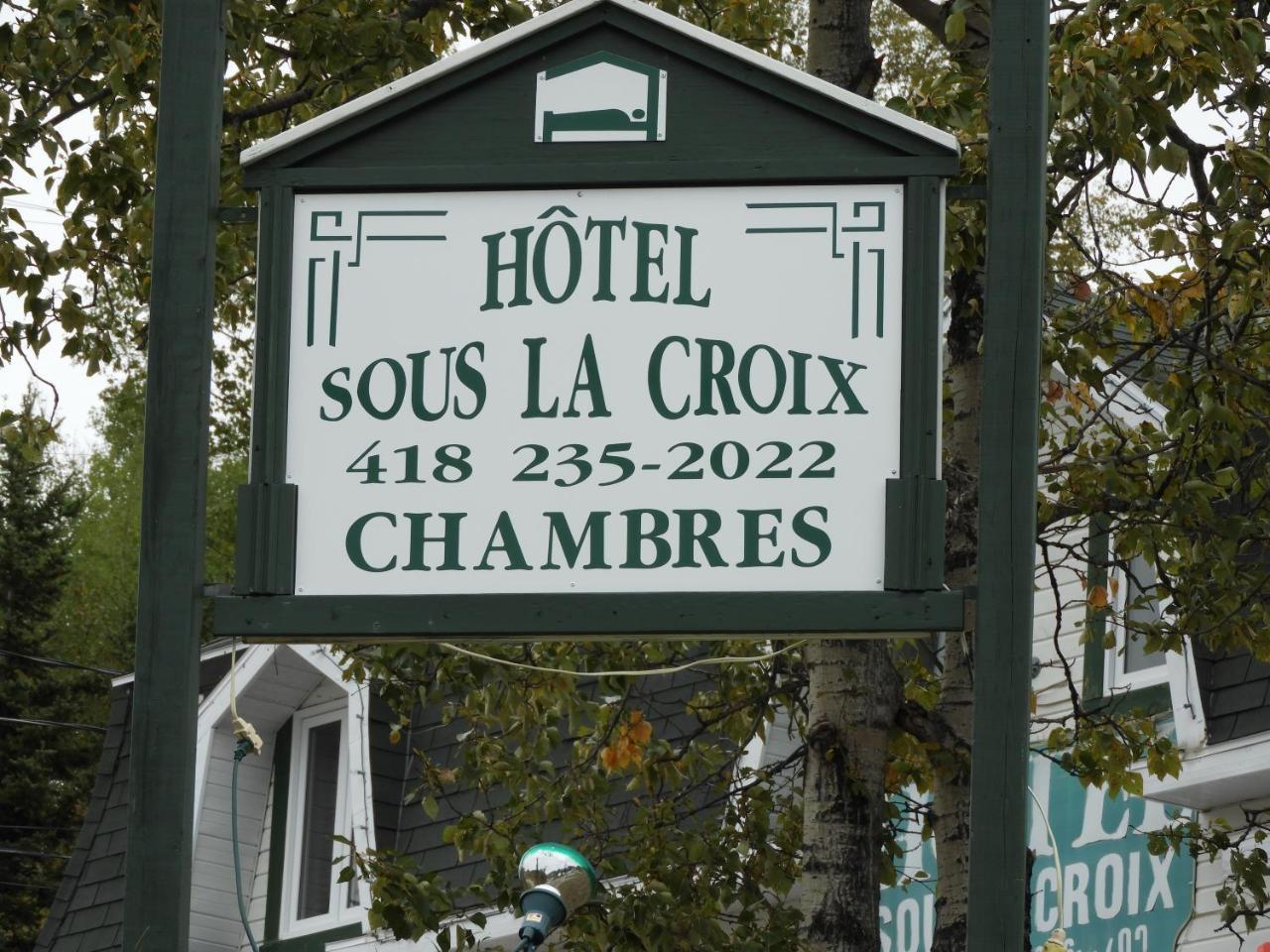 Hôtel Sous la Croix 152725 Tadoussac Exterior foto